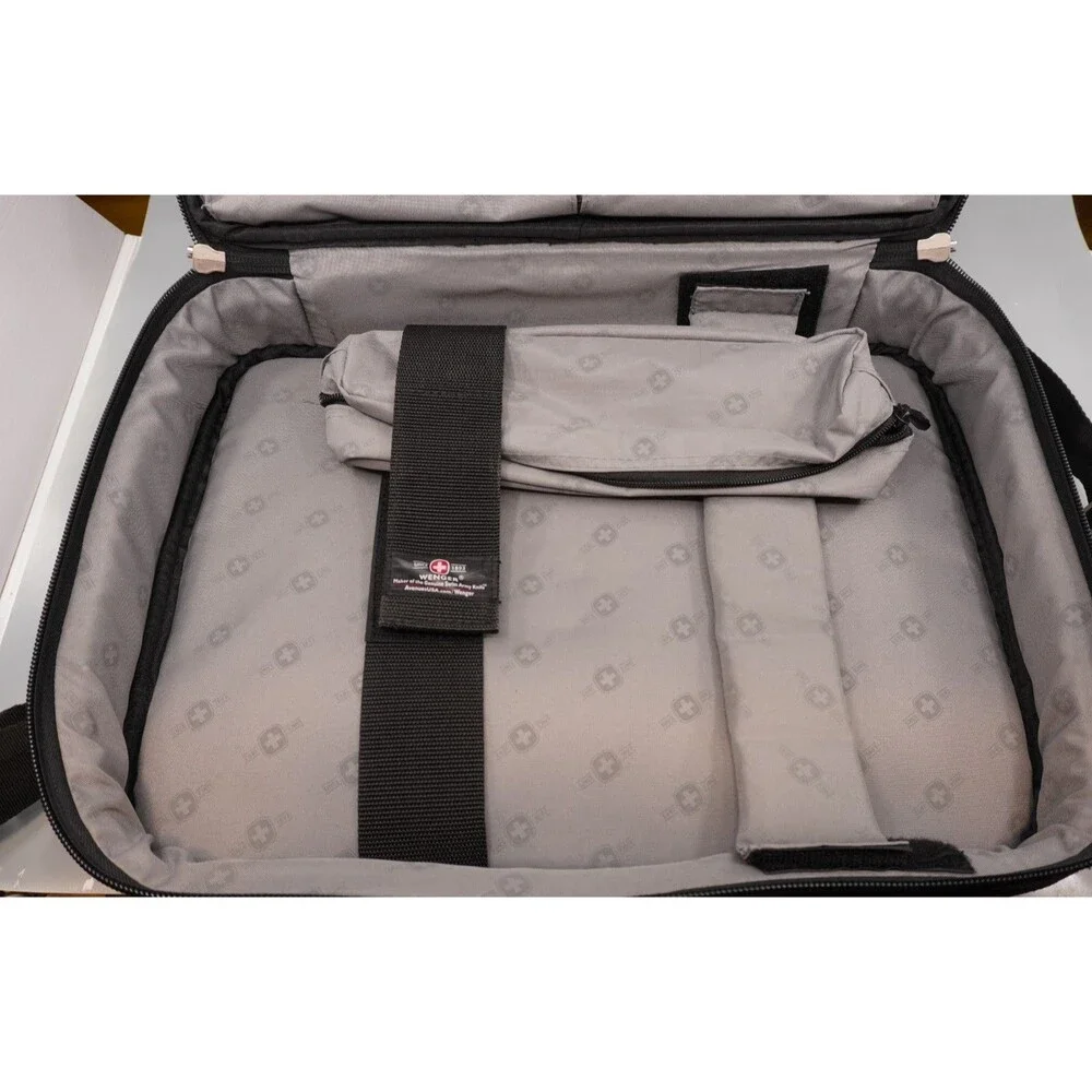 Wenger Legacy SwissGear Computer Laptop Tablet Carrying Briefcase Travel Bag 16”